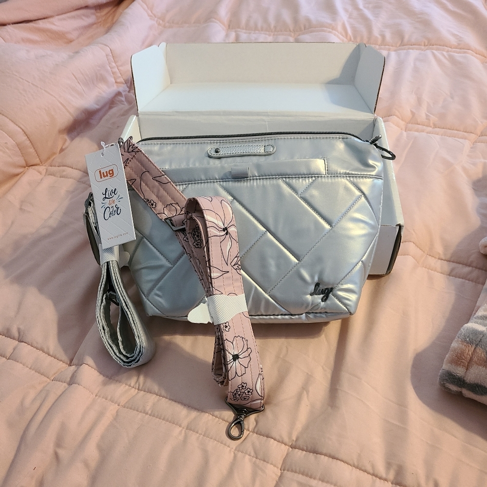 Lug Flare 2 crossbody with 2 straps in metallic silver, NWT!